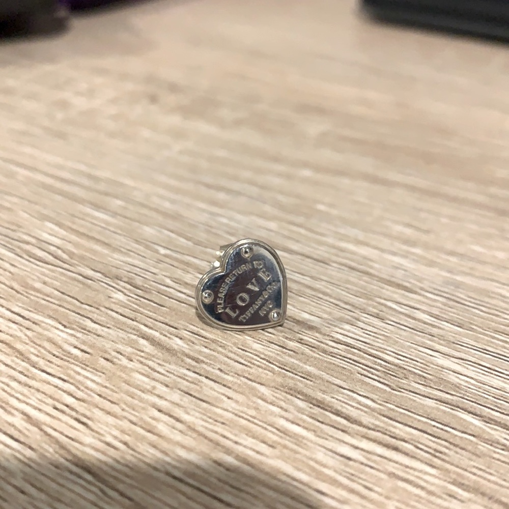 Return to Tiffany Earring